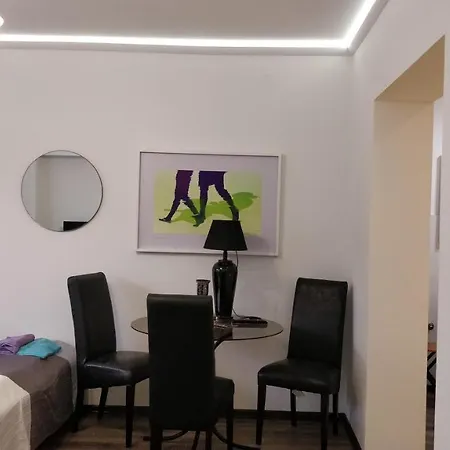 شقة Aida Center